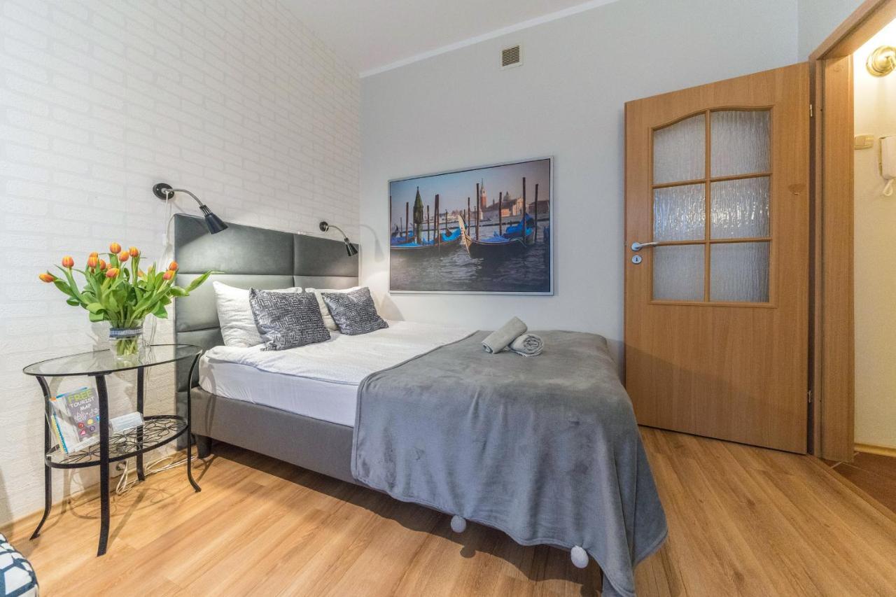 Przytulne Z Balkonem, 150m Od Dworca Główny Apartamento