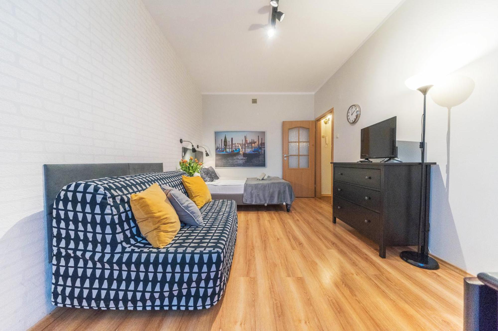 Apartment Przytulne Z Balkonem, 150m Od Dworca Glowny